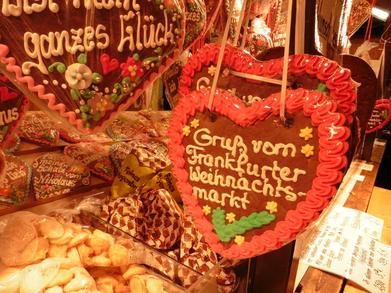 ドイツ・空の玄関フランクフルト・クリスマスマーケットにて・筆者撮影