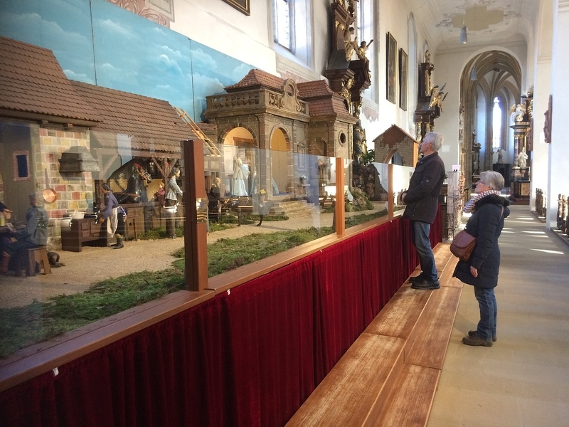 オーベレ・プファル教会内のクリッぺ・人形の一部は１８世紀オリジナルで、聖書に忠実に従って再現されています（ｃ）BAMBERG Tourismus & Kongress Service/Anna Schuehlein  