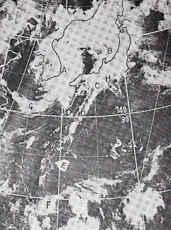 図2　昭和49年7月7日9時頃の気象衛星「ノア４号」による可視画像の合成図