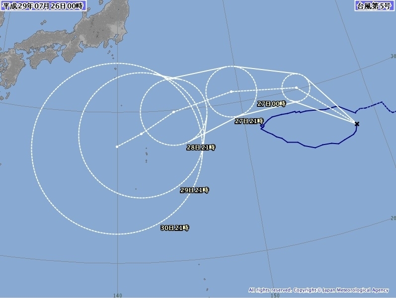 図3　台風5号の5日先までの進路予報（7月26日0時の予報）