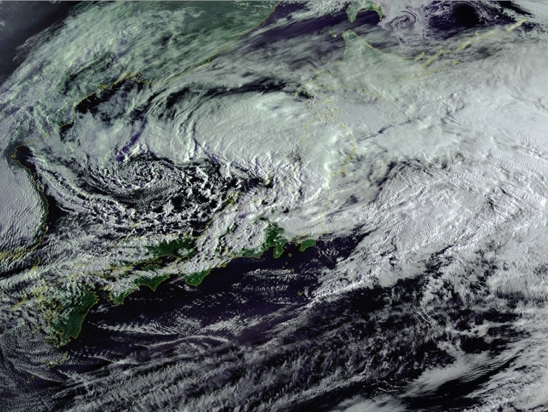 図2　気象衛星から見た日本海西部の渦（3月31日6時50分）