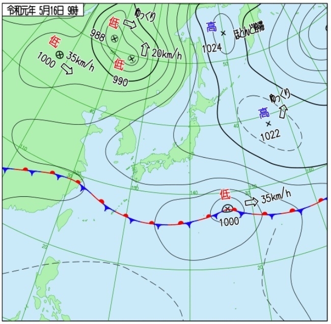 図1　沖縄が梅雨入りした日の地上天気図（5月16日9時）