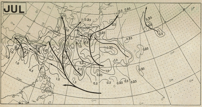 図3　7月の台風の平均経路（数値は空間平均した存在数）