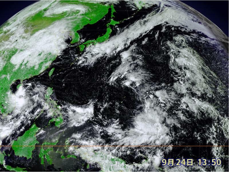 図6　気象衛星から見た南海上の雲の塊（9月24日13時30分）