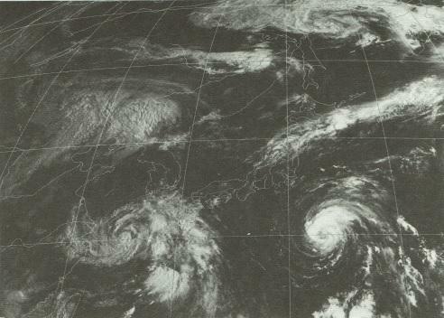図6　昭和53年（1978）7月31日9時の気象衛星画像