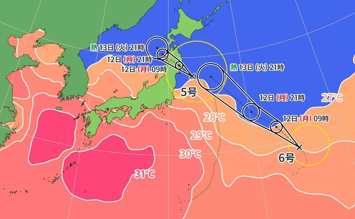 図1　東北上陸寸前の台風5号の進路予報と18時に発生したばかりの台風6号の進路予報（8月11日21時）