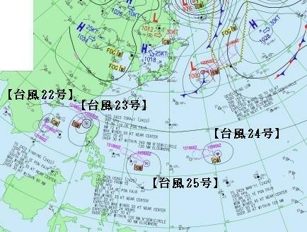 図1　四輪台風の専門家向け地上天気図（2024年11月12日3時）