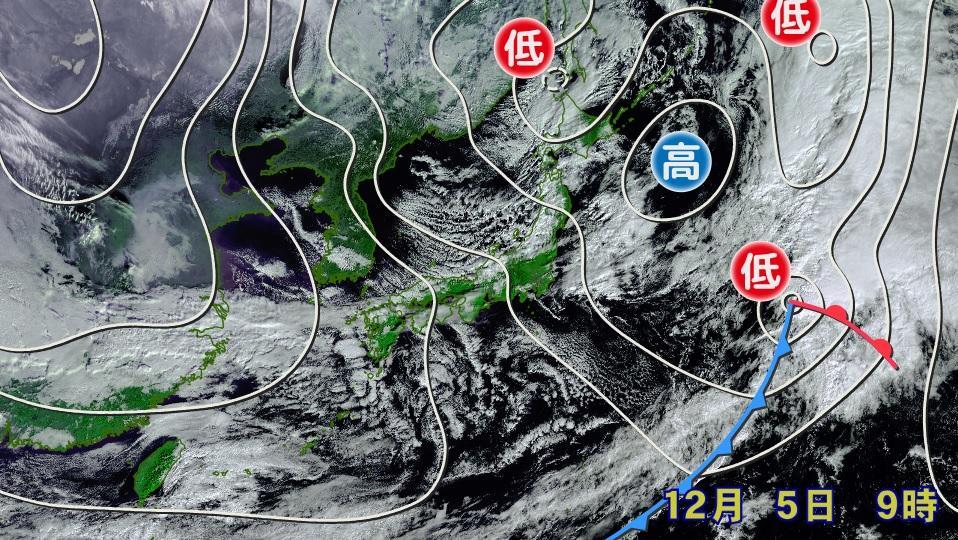 図1　西高東低の気圧配置になりつつある地上天気図と衛星画像（12月5日9時）