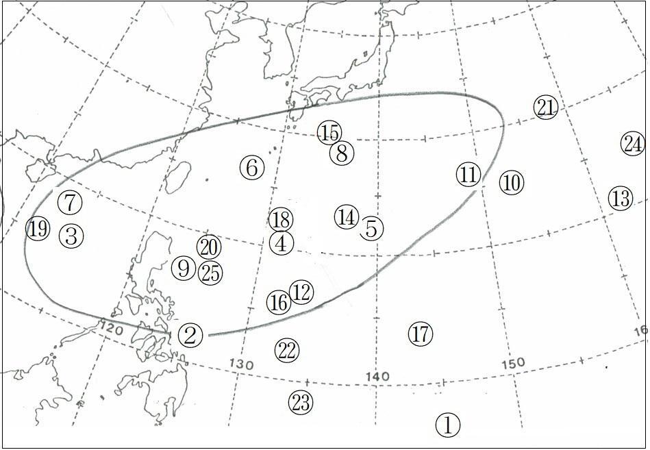 図2　ラニーニャ現象が発生していた令和4年（2022年）の台風発生海域（丸数字は台風番号）