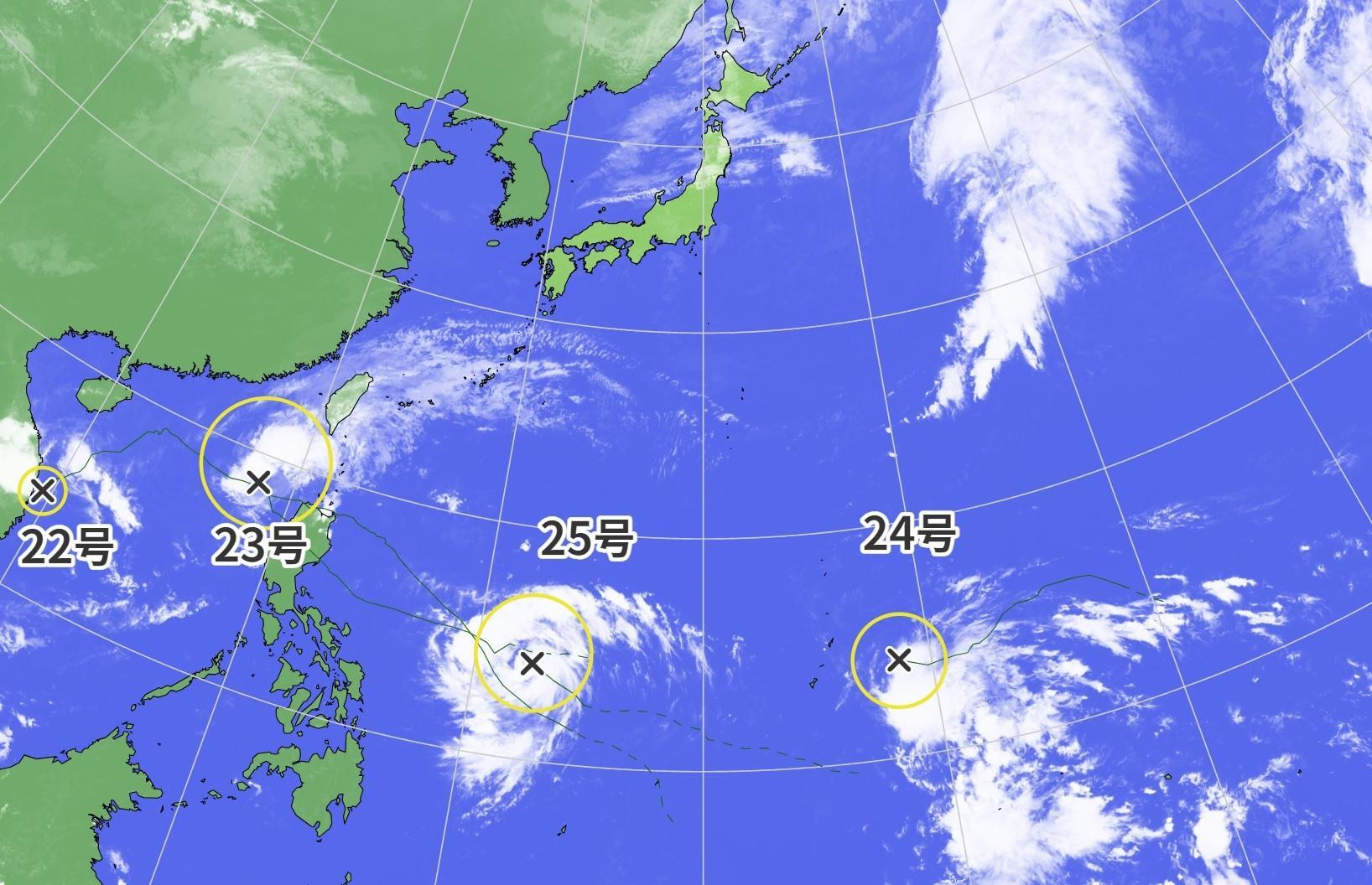 図5　４つの台風と衛星画像（2024年11月12日12時）