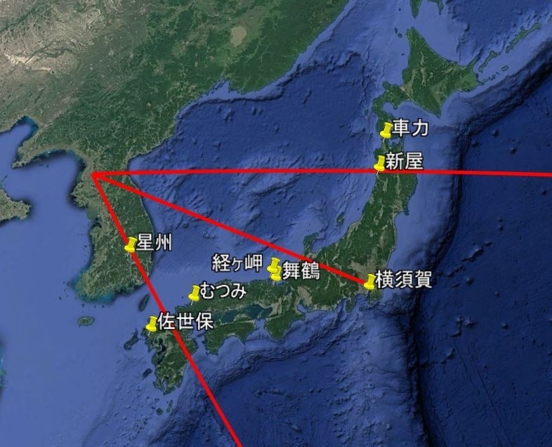 北朝鮮の西部からハワイ、東京、グアムのコースと弾道ミサイル防衛施設。Google地図より筆者作成