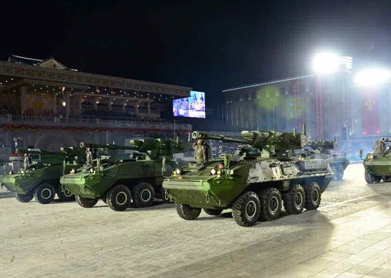 北朝鮮・朝鮮中央テレビより北朝鮮の新型装甲車（機動砲型）