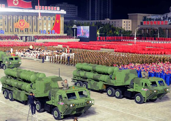 北朝鮮・朝鮮中央テレビよりポンゲ地対空ミサイルの4連装発射機