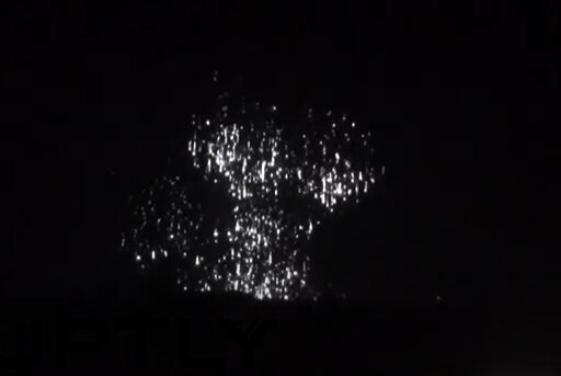 参考画像：ロシアRTより2014年ウクライナで使われたクラスターテルミット焼夷弾