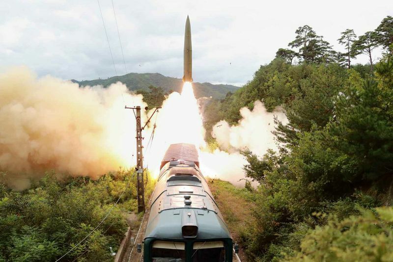 9月16日付け北朝鮮・労働新聞より鉄道発射式弾道ミサイル