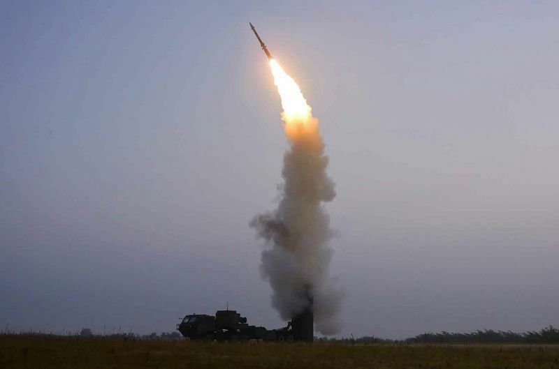 北朝鮮KCNA2021年10月1日発表より「新型地対空ミサイル」