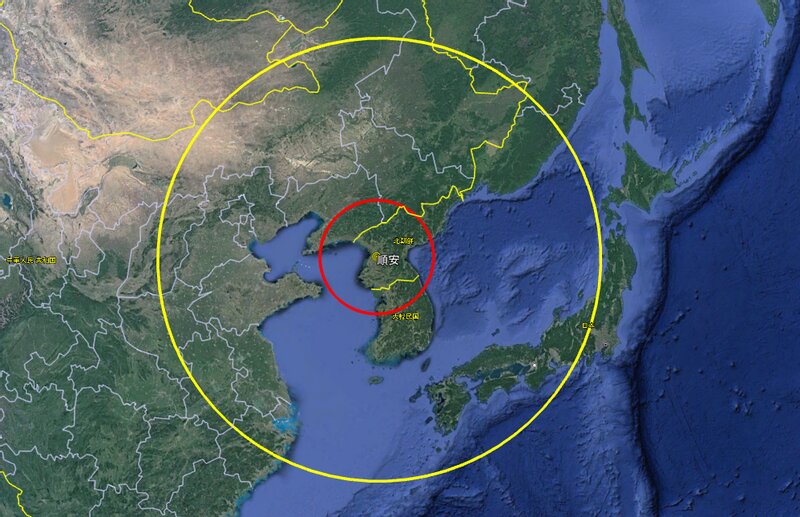 Google地図より筆者が作成。赤円は半径300km、黄円は半径1200km