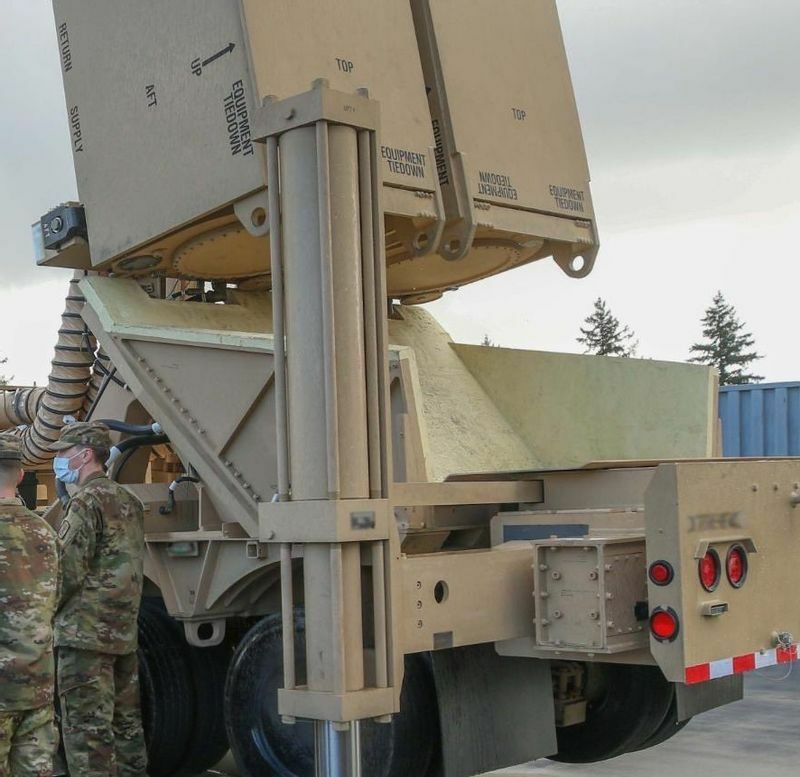 陸上自衛隊Twitter投稿よりアメリカ軍の新型中距離ミサイルLRHW発射機の基部
