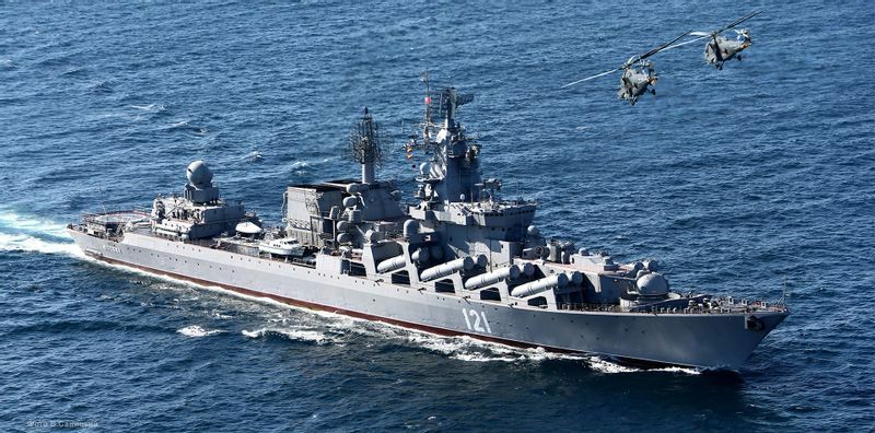 ロシア国防省よりスラヴァ級ロケット巡洋艦「モスクワ」