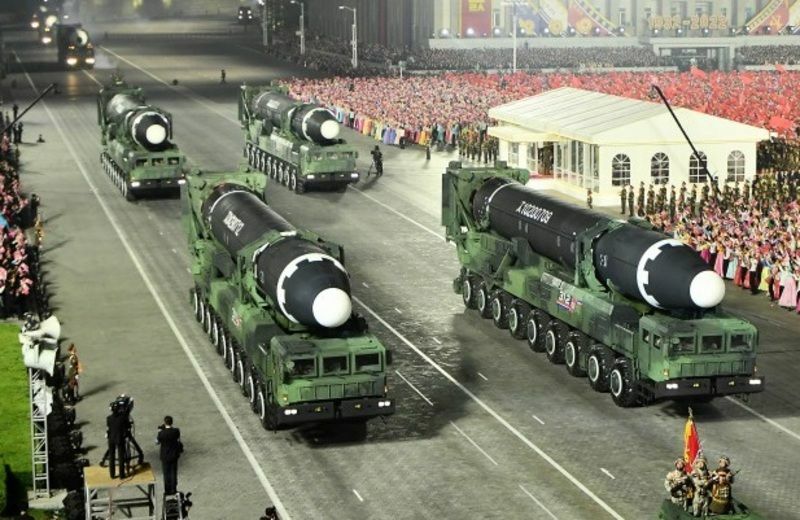 北朝鮮KCNAより2022年4月25日パレード。「火星15」ICBM