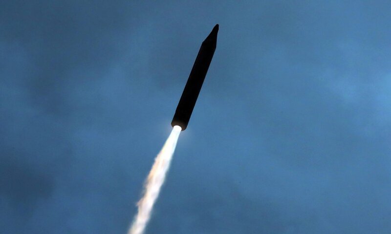 北朝鮮の公式発表（労働新聞）より「新型地対地中長距離弾道ミサイル」