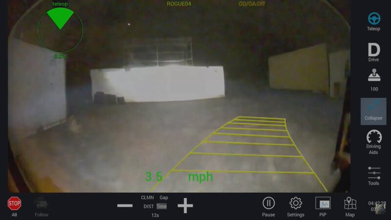 アメリカ軍広報サイトDVIDSよりNMESISの無人走行試験・車載カメラ視点