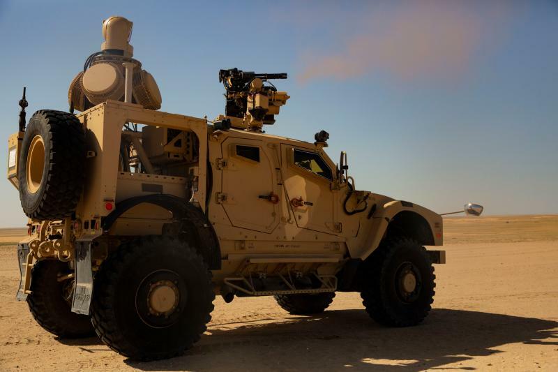 海兵隊より次期防空システム「MADIS Mk2」試作仕様。M-ATVに搭載。※ミニガン射撃中