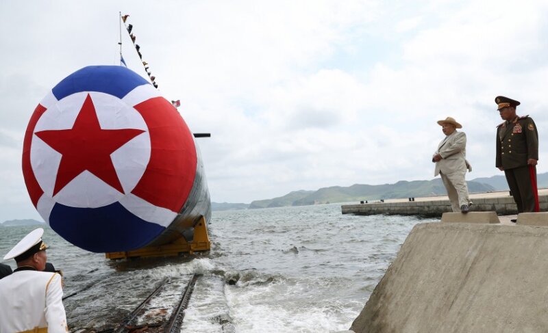 北朝鮮・朝鮮中央通信より戦術核攻撃潜水艦「第841号・金君玉英雄」