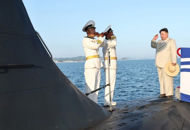 北朝鮮・朝鮮中央通信より戦術核攻撃潜水艦「第841号・金君玉英雄」