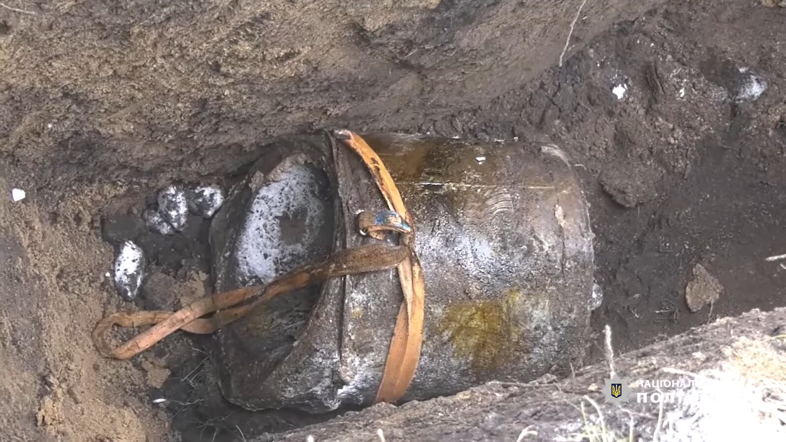 ウクライナ警察よりスーミ州で発見されたKh-22/Kh-32巡航ミサイルの弾頭