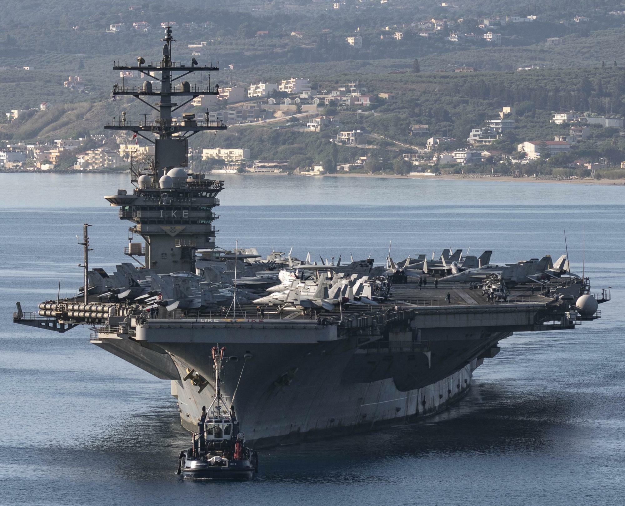 アメリカ海軍より米空母アイゼンハワー、2024年6月25日にスーダ湾で撮影（正面）