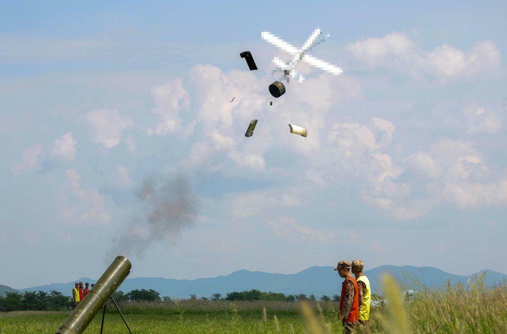 朝鮮中央通信より北朝鮮の新型自爆無人機