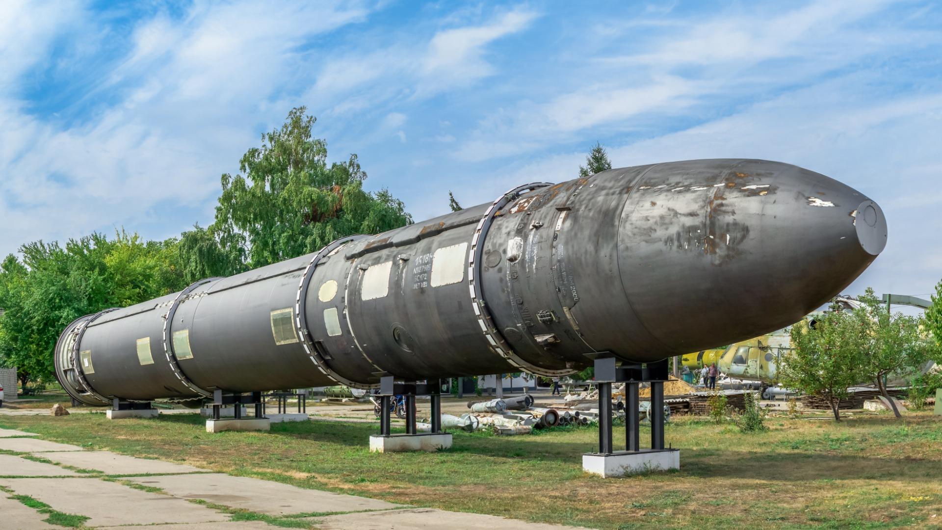 ロシア軍の新型ICBM「RS-28サルマート」の試験サイロが爆発事故 ロシア軍の新型ICBM「RS-28サルマート」の試験サイロが爆発事故