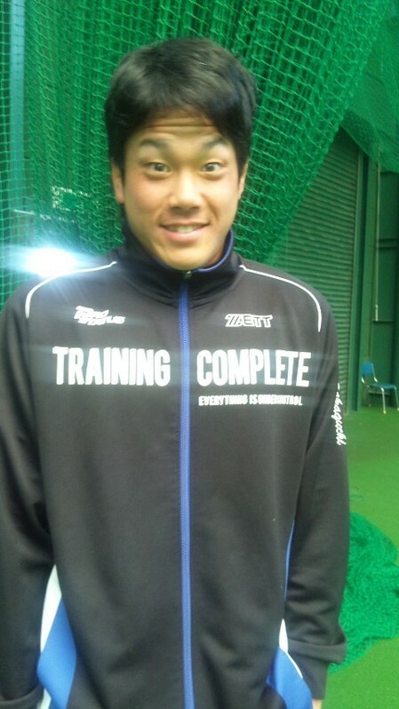 2年前の2月、安芸キャンプの休日練習にやって来た寝起きの阪口選手。