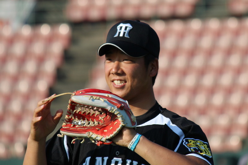 前回同様、5回無失点の岩本投手。写真は18日のキャッチボールイベントのものです。