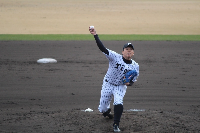 約1ヶ月ぶりの実戦登板に「ちょっと緊張しました」と伊藤和投手。