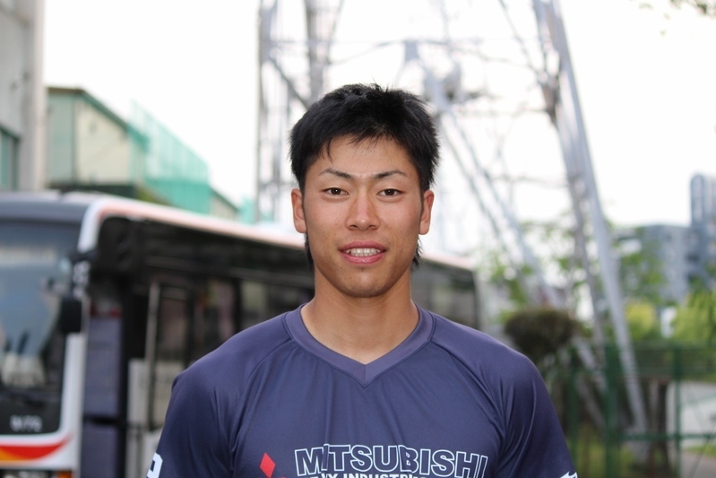 兄・大賀選手にソックリな江越海地選手。5月の写真ですが、久々に載せてみました。