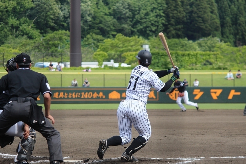 2死ながら一、三塁とチャンスを作ったものの…伊藤隼選手は一邪飛で得点ならず。