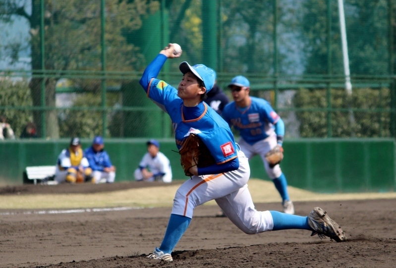 和歌山箕島球友会の先発は松尾投手。