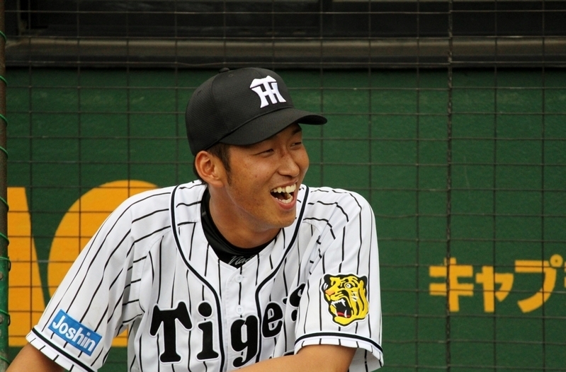 昨年6月、新潟三条にて。野球教室で見せる西田選手の笑顔は秀逸です！