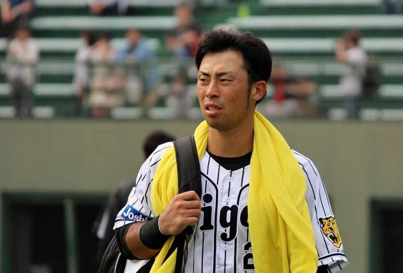 先制ソロの江越選手。すみません！打席の写真がなくて…。試合後の1枚です。