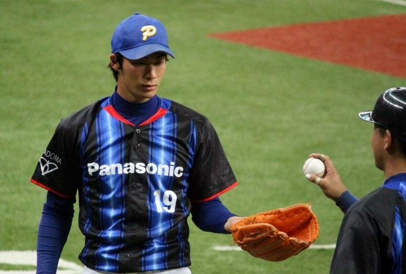 昨年11月、社会人日本選手権で完投勝利を挙げた、パナソニック時代の藤谷投手。