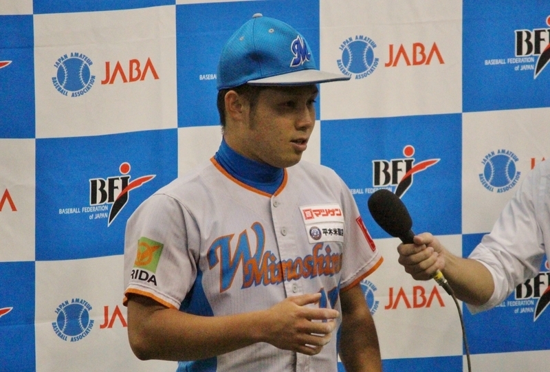 完投勝利を挙げた寺岡投手のインタビューです。