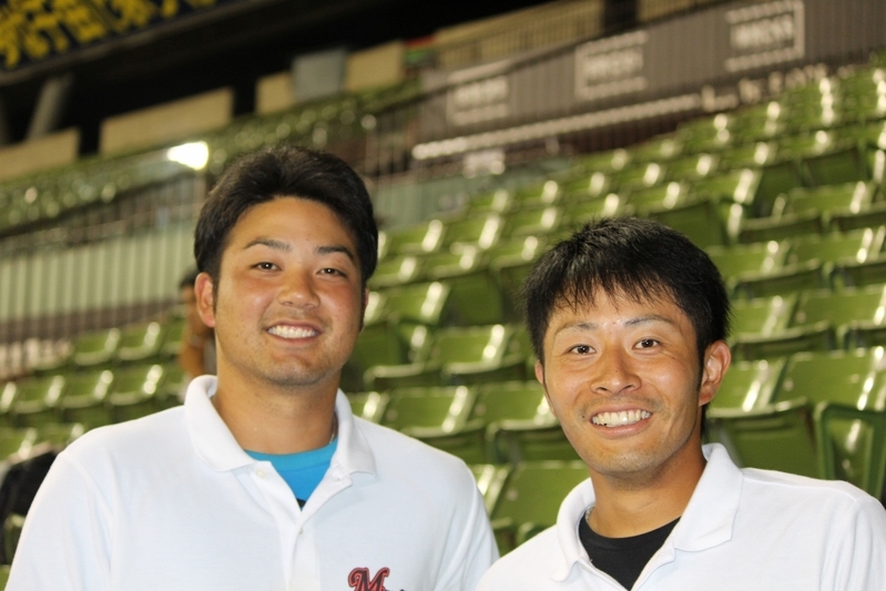 こちらは9月の全日本クラブ野球選手権での西口選手(右)と穴田選手です。