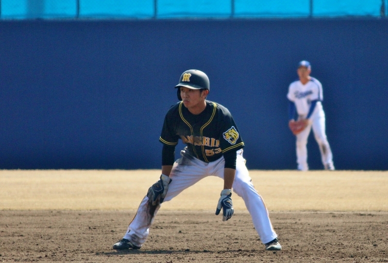 4回、ファーストの野戦で2打点目を挙げた島田選手。