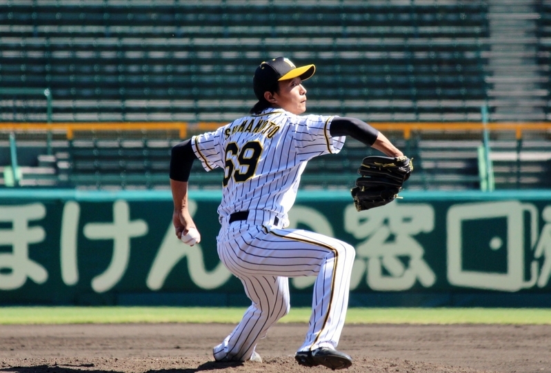 島本投手は阿部選手に満塁ホームランを打たれました…。