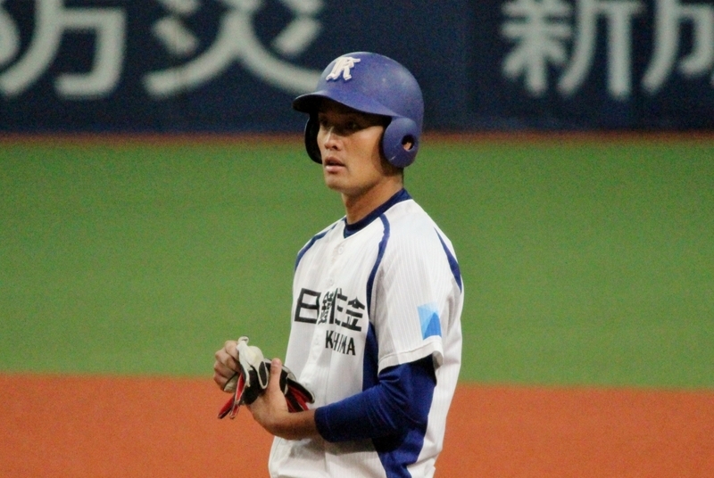 佐藤竜選手は4回のタイムリーと7回にタイムリー三塁打も。