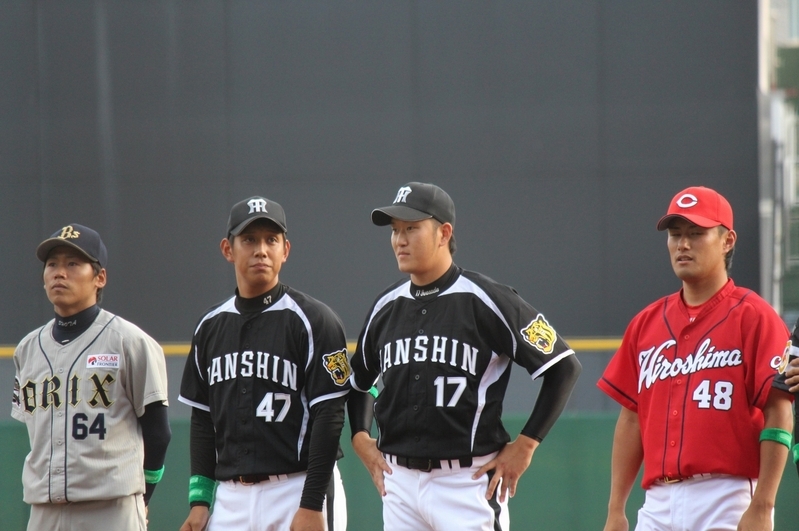 2014年にフレッシュ球宴(長崎)。右から広島・西原、阪神・岩貞＆山本、オリックス・森本の4投手。