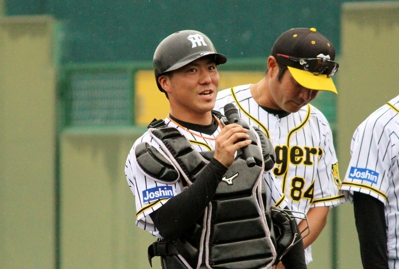 試合後のヒーロースピーチは長坂選手が担当。