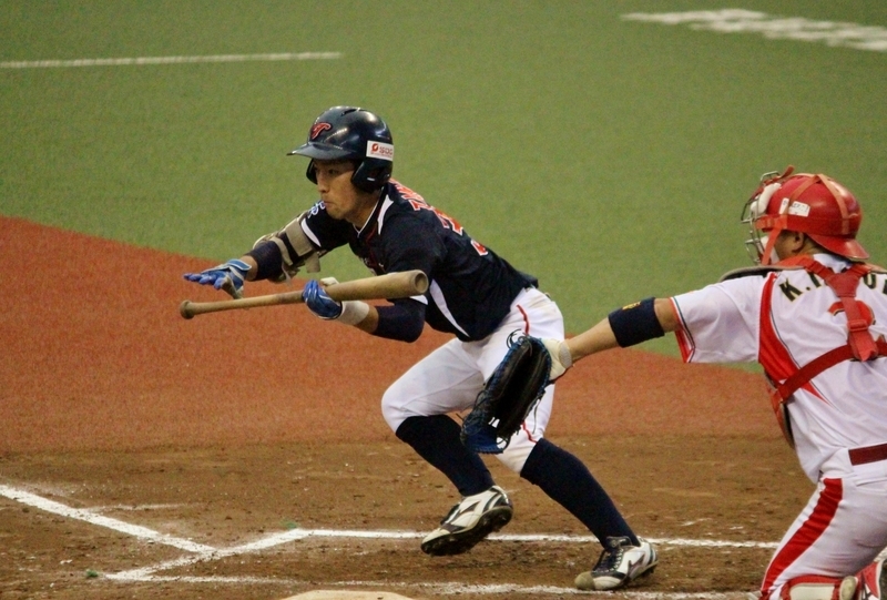 2回無死三塁で田中選手がスクイズ!サインだったそうです。